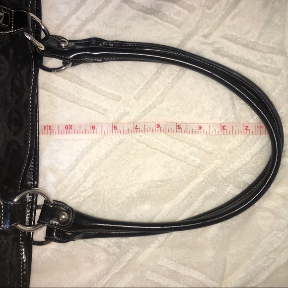 Signature logo shoulder satchel tote - Picture 3 of 8